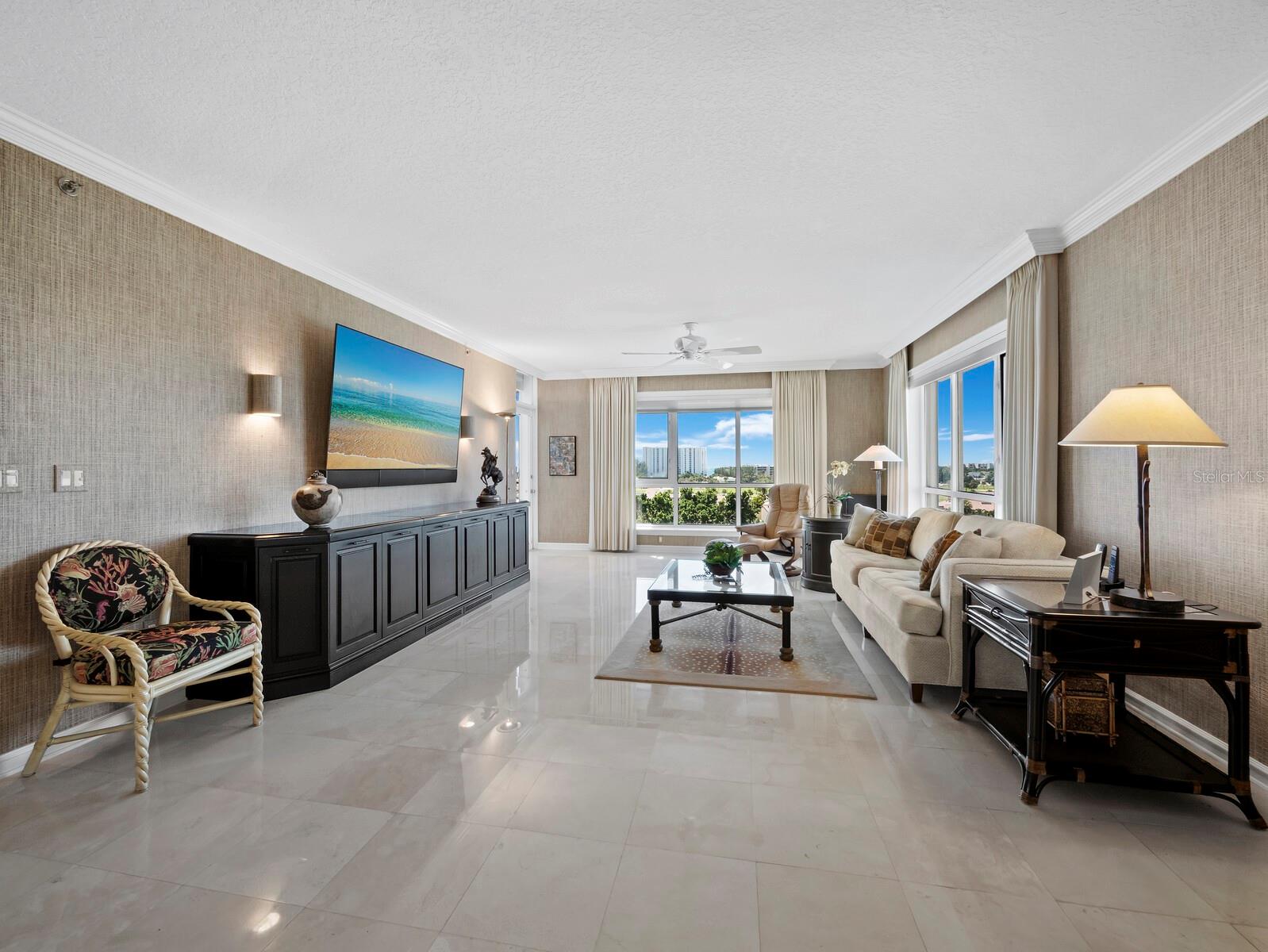 Image 15 of 74 For 2410 Harbourside Drive 151