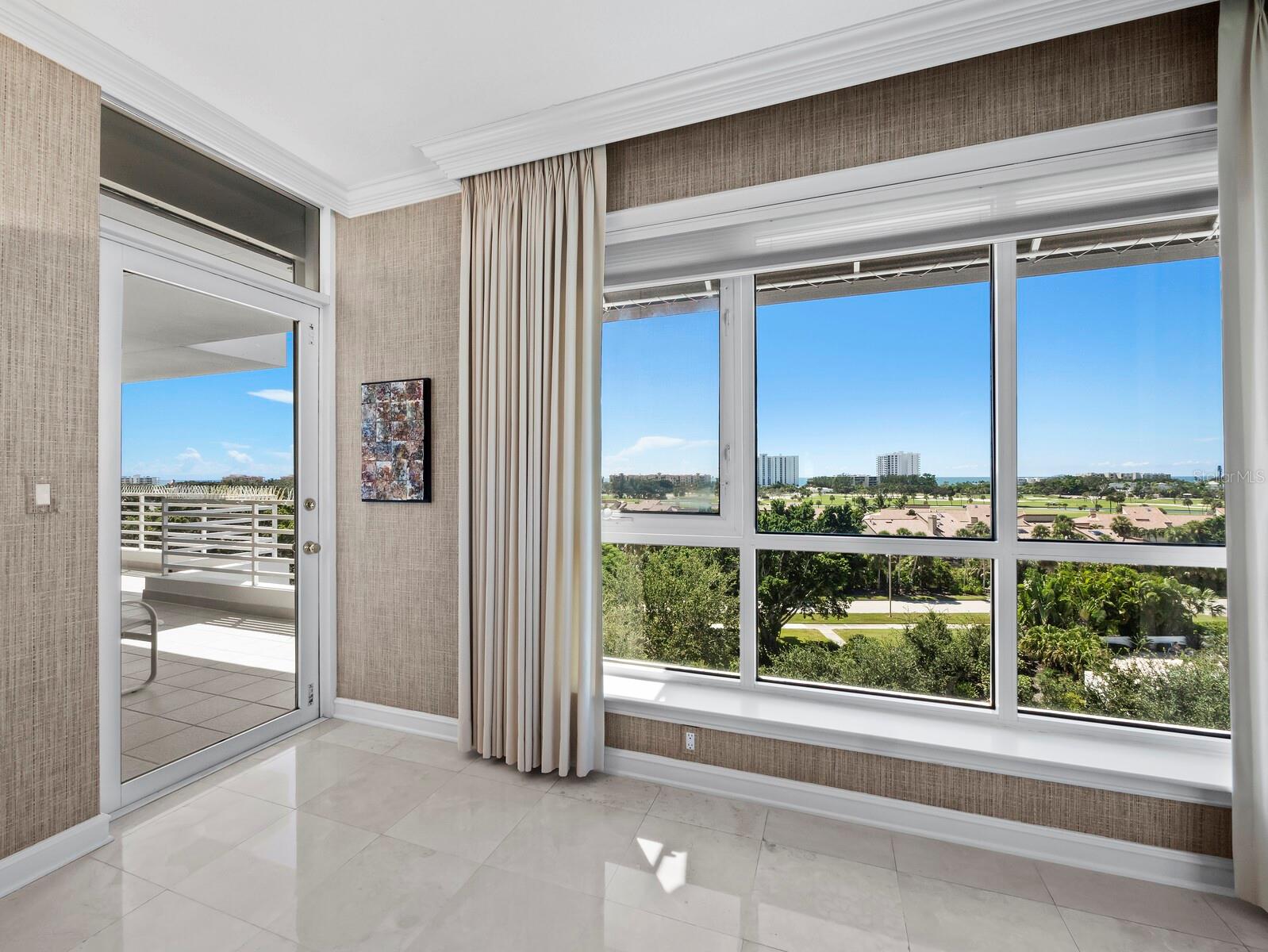 Image 17 of 74 For 2410 Harbourside Drive 151