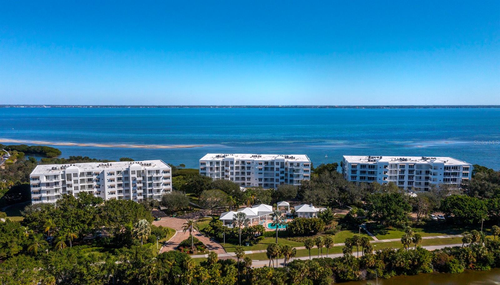 Image 46 of 74 For 2410 Harbourside Drive 151