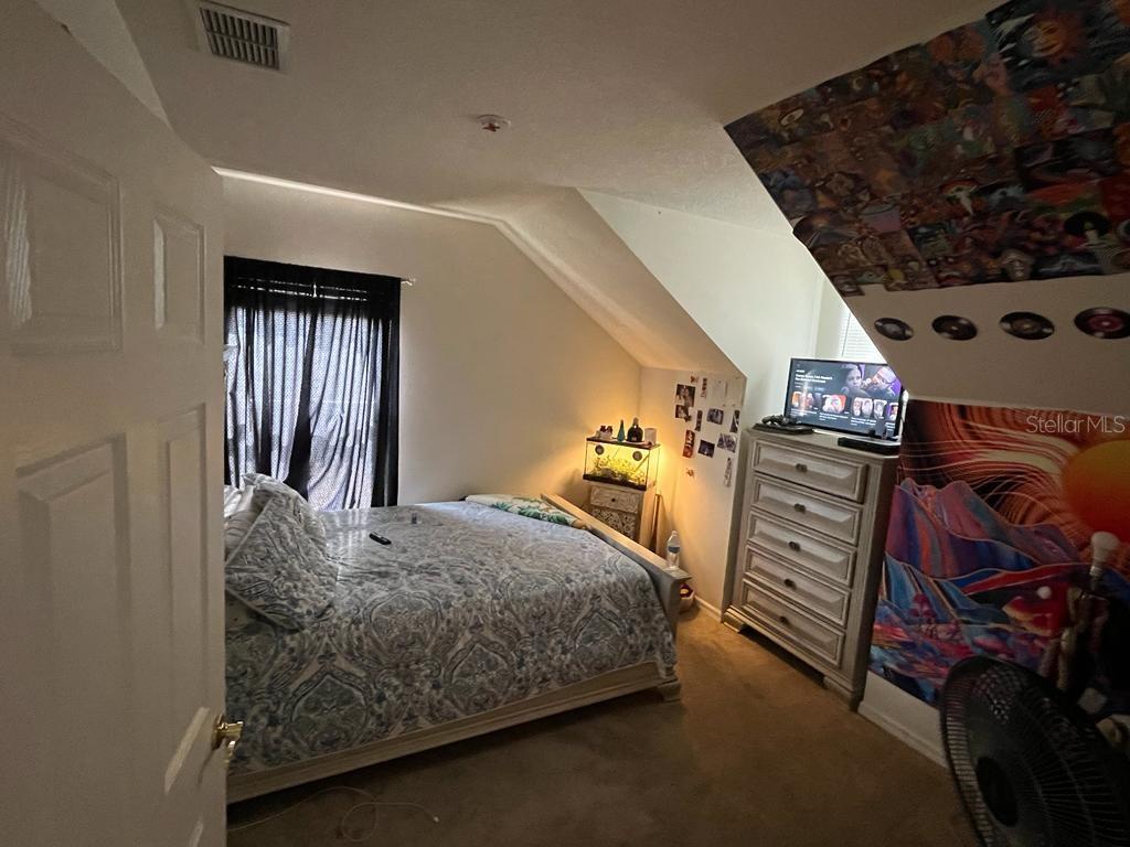 Image 14 of 20 For 4810 69th Court E