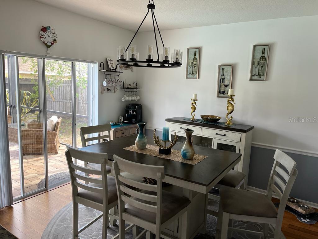 Image 5 of 20 For 4810 69th Court E