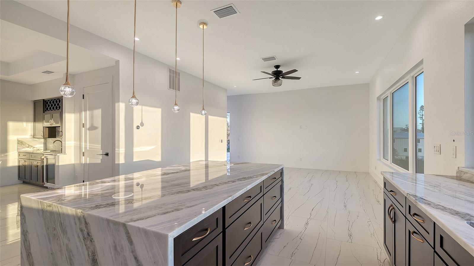 Image 16 of 65 For 1210 Gulf Boulevard