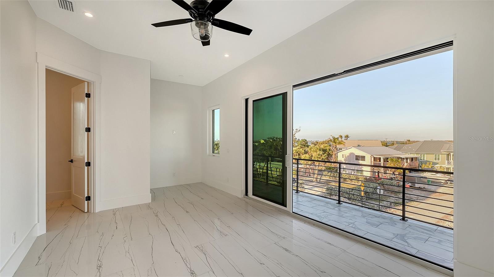 Image 25 of 65 For 1210 Gulf Boulevard
