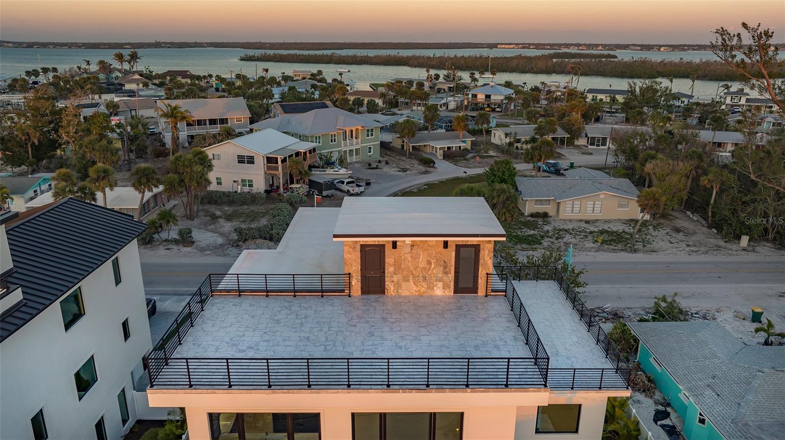 Image 46 of 65 For 1210 Gulf Boulevard