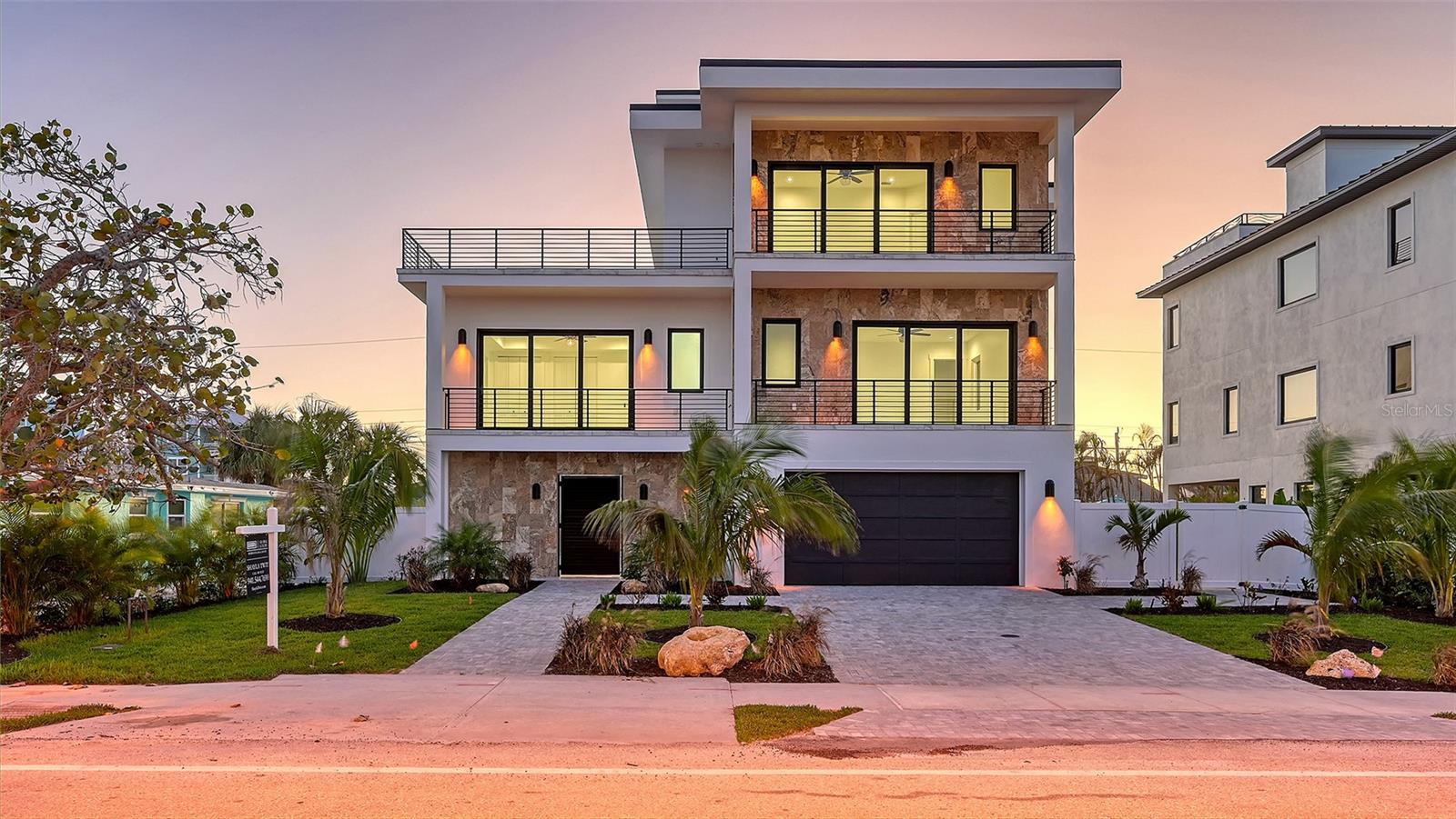 Image 8 of 65 For 1210 Gulf Boulevard
