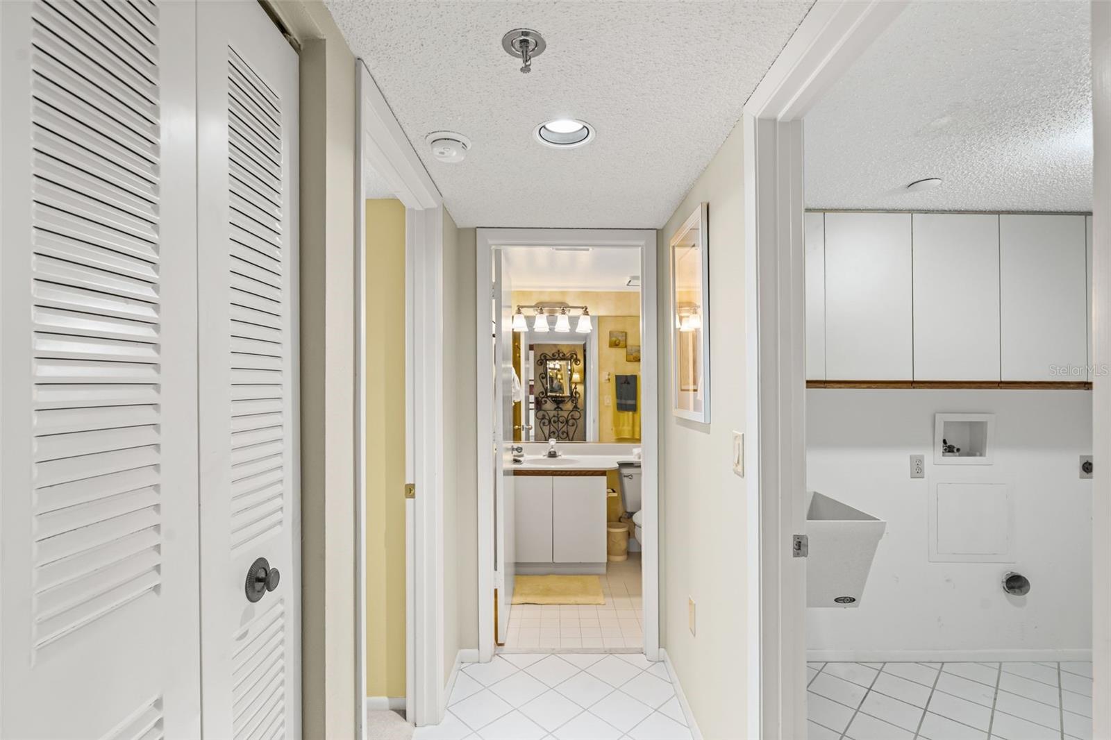 Image 12 of 56 For 4550 Pinebrook Circle 303