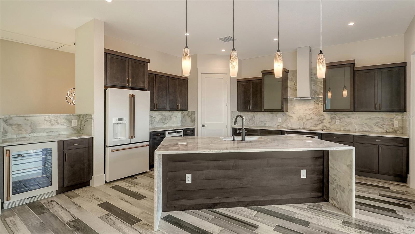 Image 10 of 56 For 1214 Gulf Boulevard