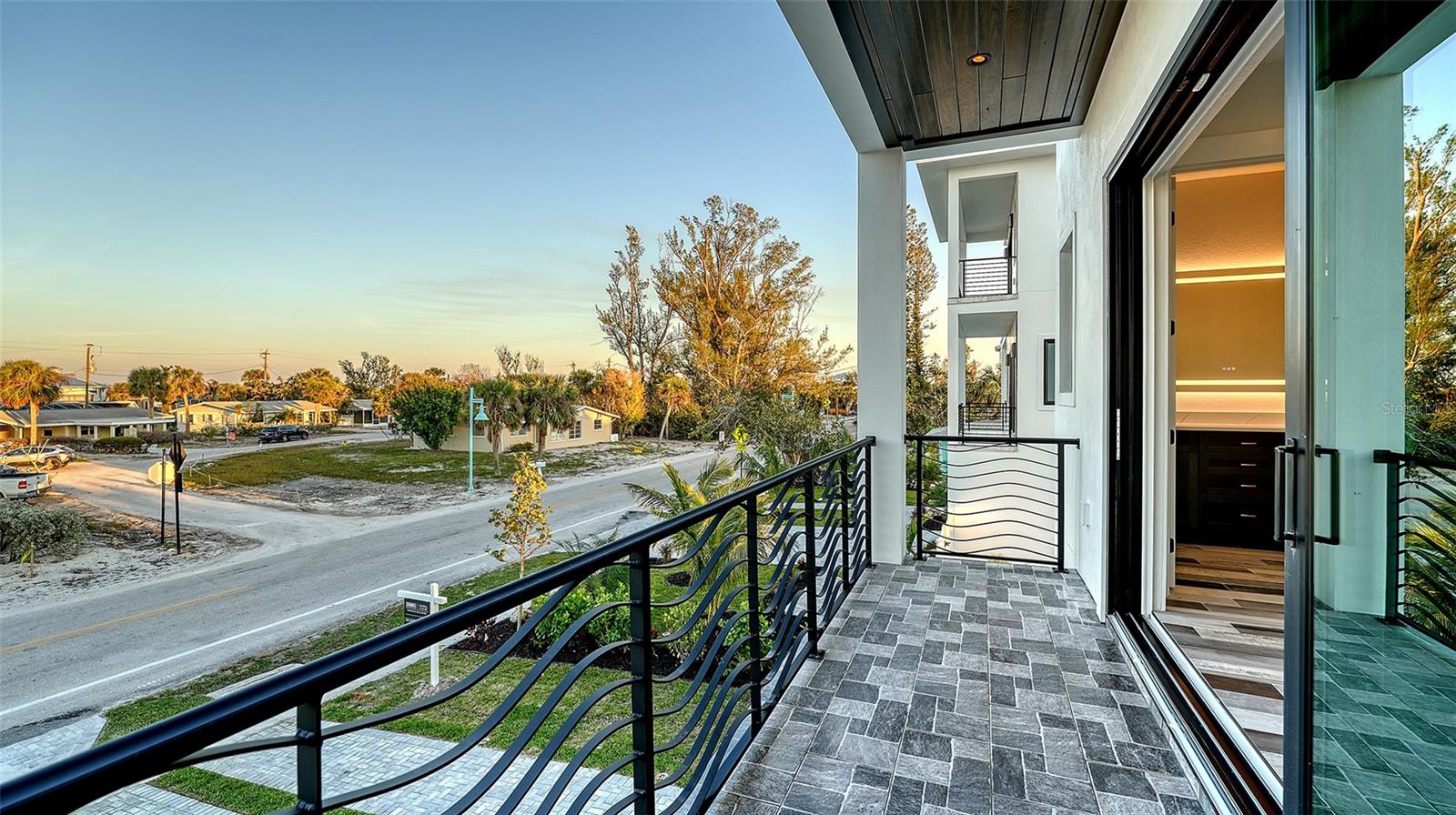 Image 31 of 56 For 1214 Gulf Boulevard