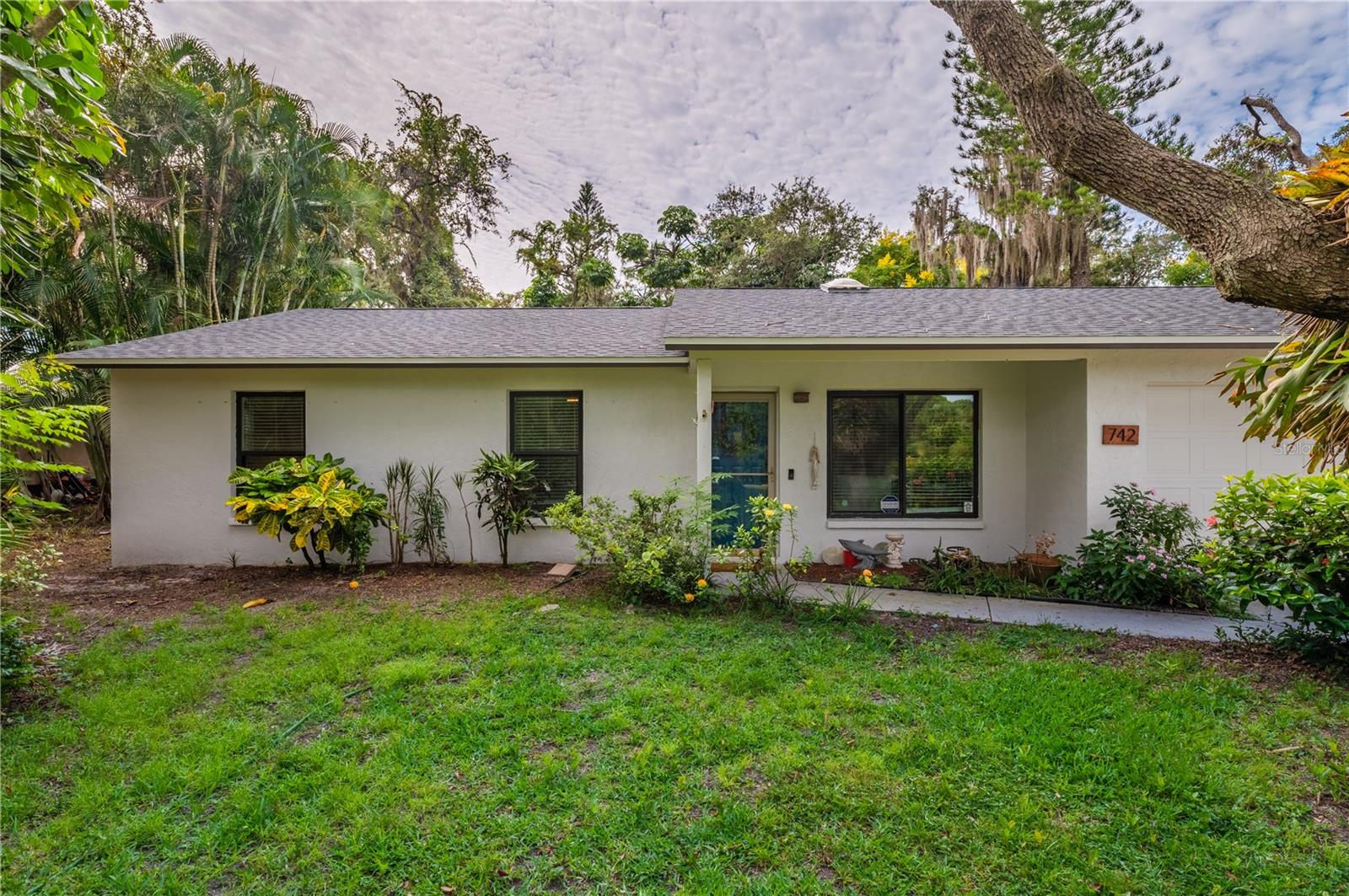 Details for 742 Harms Drive, OSPREY, FL 34229