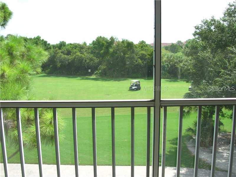 Image 16 of 27 For 8735 Olde Hickory Avenue 8302