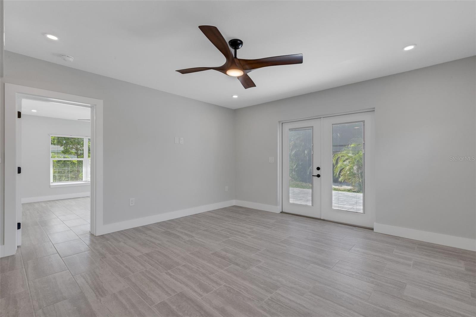 Image 18 of 72 For 3857 Malec Circle