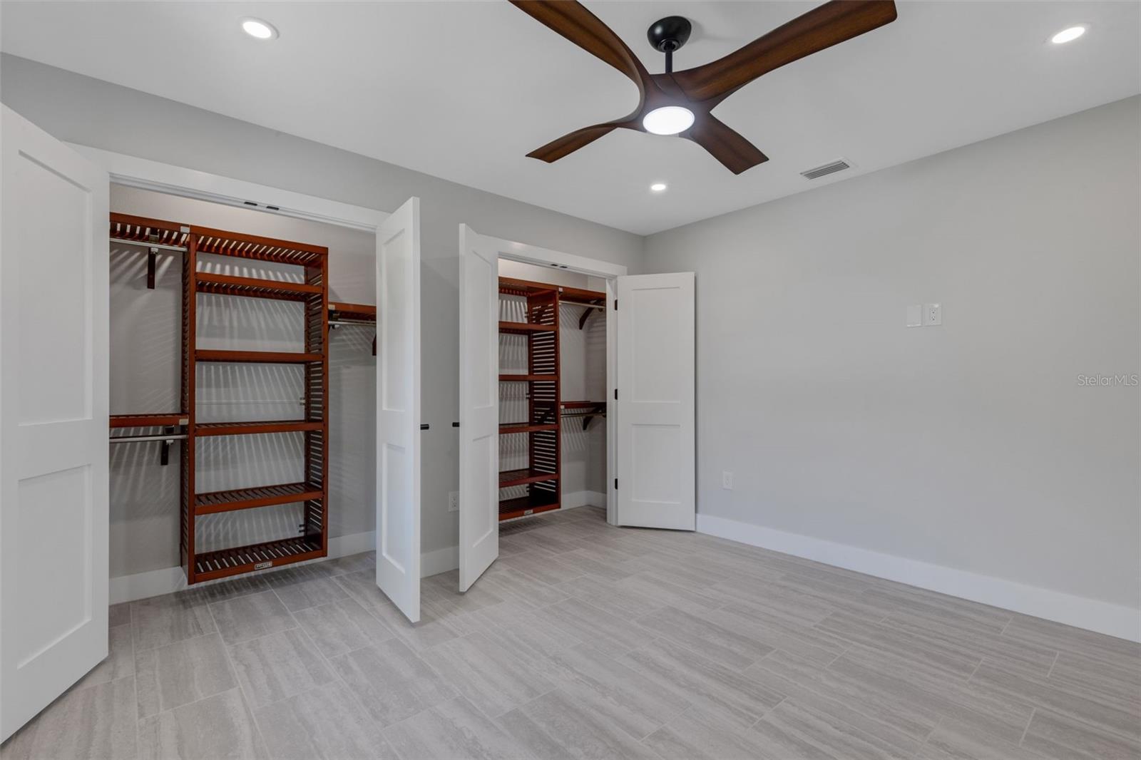 Image 41 of 72 For 3857 Malec Circle