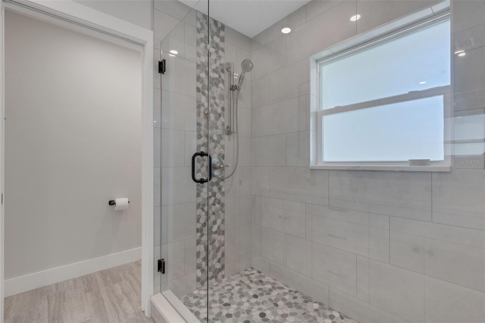 Image 46 of 72 For 3857 Malec Circle