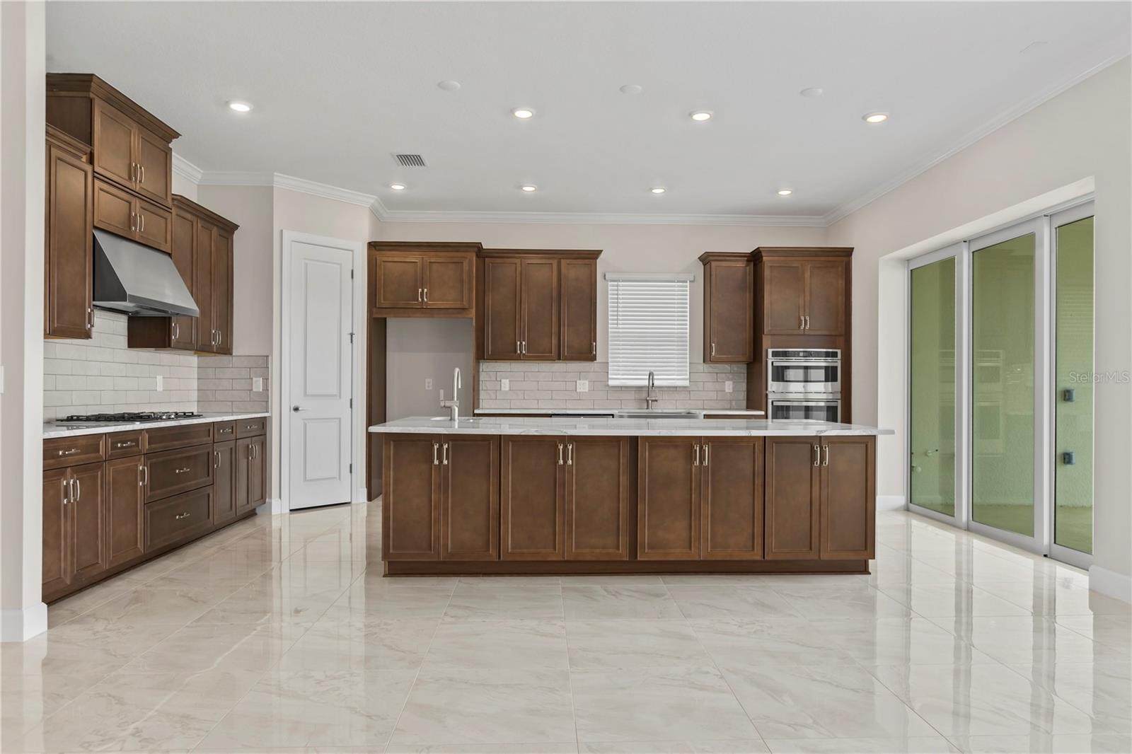 Image 14 of 56 For 10479 Eclipse Street