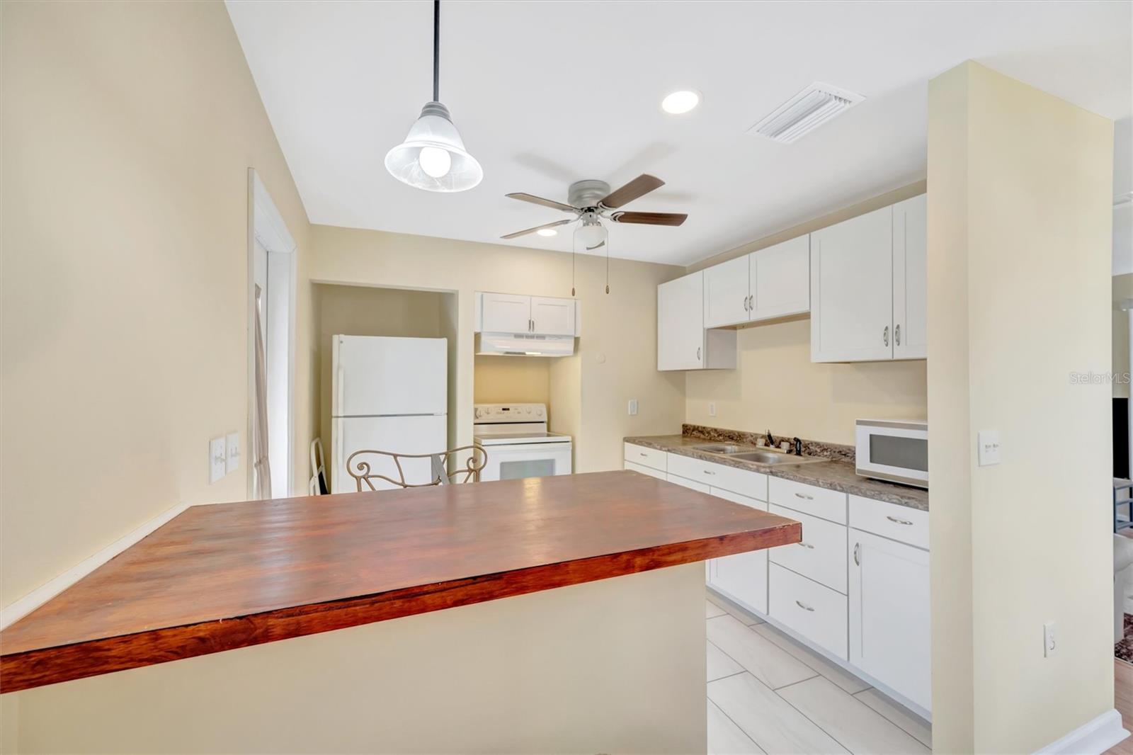 Image 28 of 49 For 7959 Hyde Park Avenue