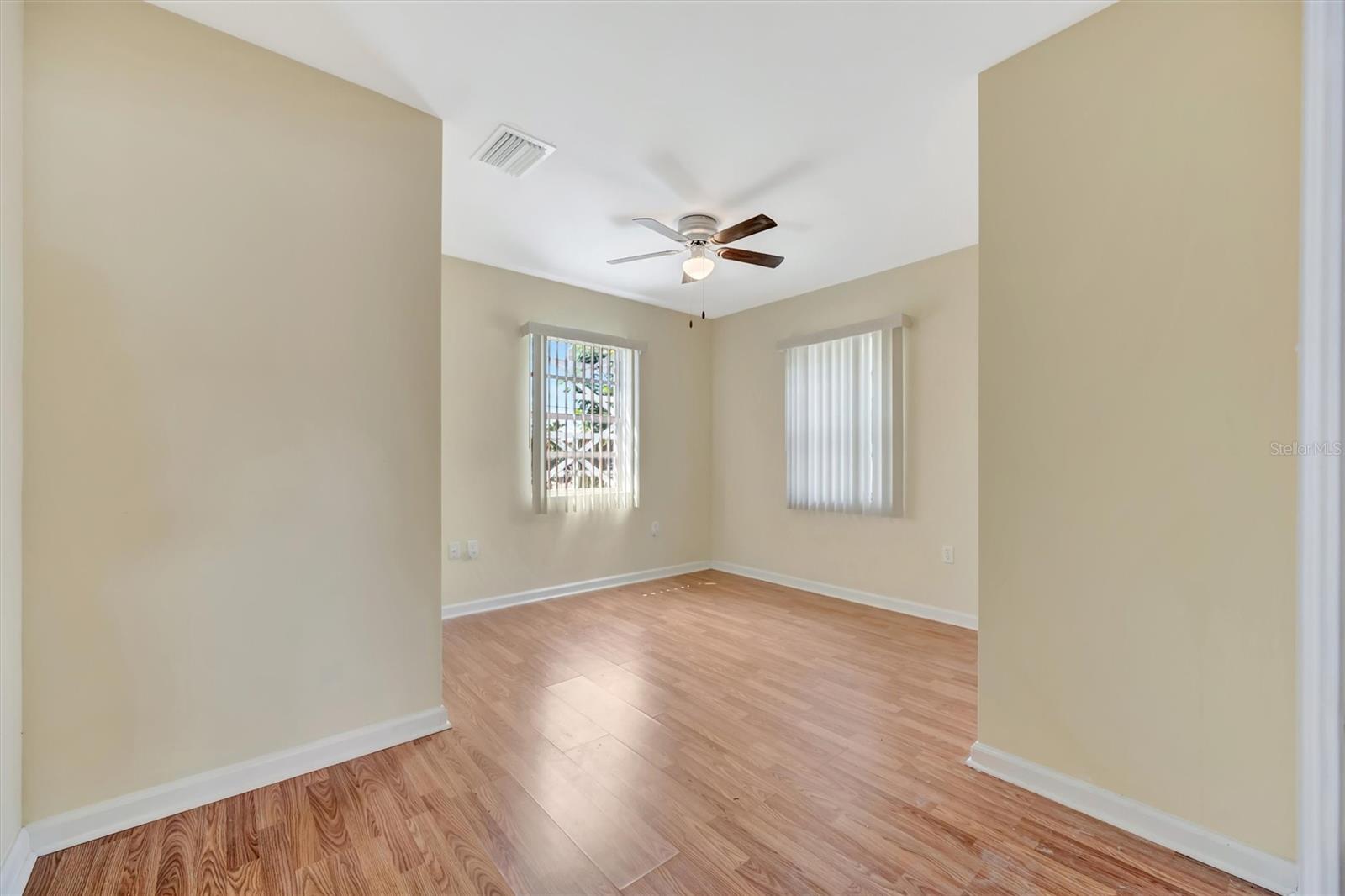 Image 29 of 49 For 7959 Hyde Park Avenue