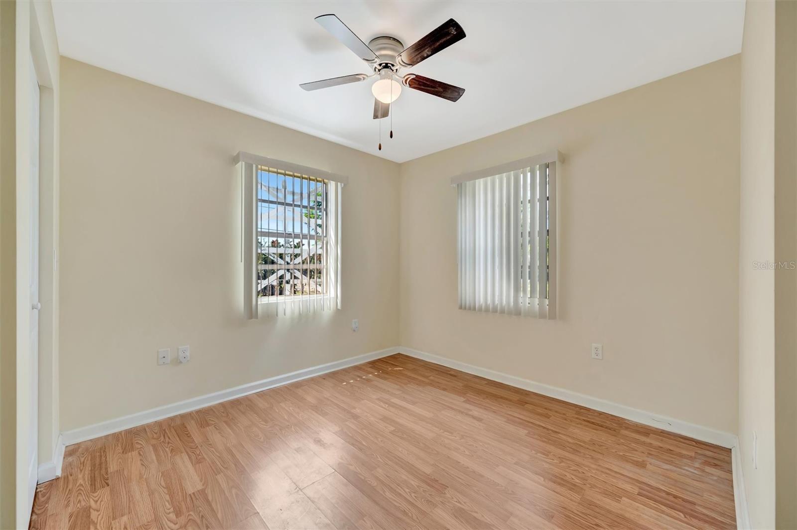 Image 30 of 49 For 7959 Hyde Park Avenue