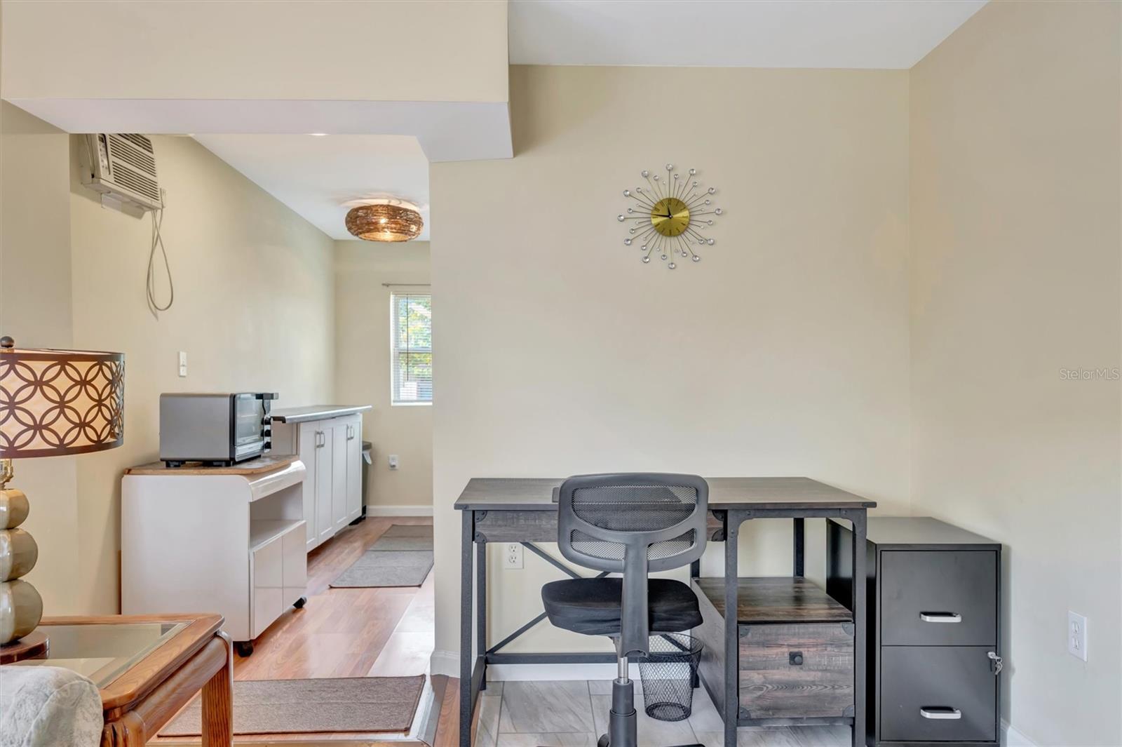 Image 40 of 49 For 7959 Hyde Park Avenue