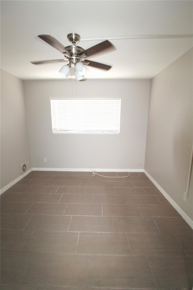 Image 6 of 18 For 3001 Bee Ridge Road 104