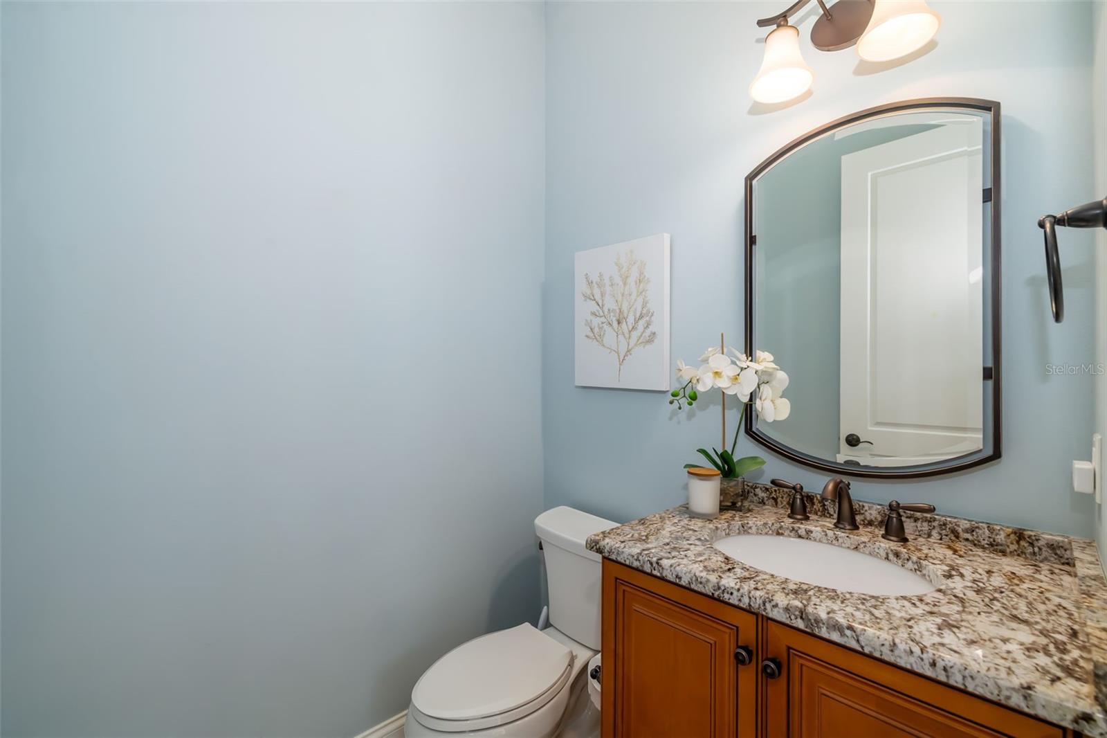 Image 60 of 80 For 1810 Lincoln Drive
