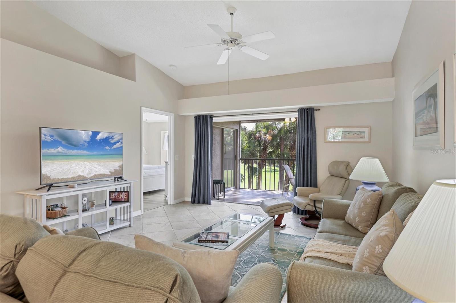 Image 10 of 66 For 8941 Veranda Way 523