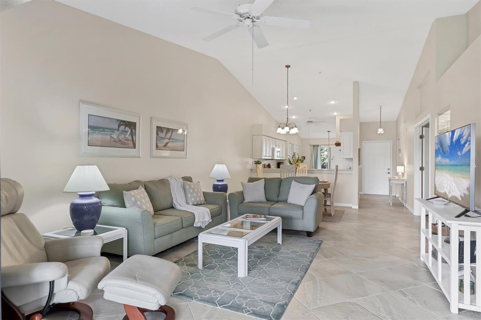 Image 12 of 66 For 8941 Veranda Way 523