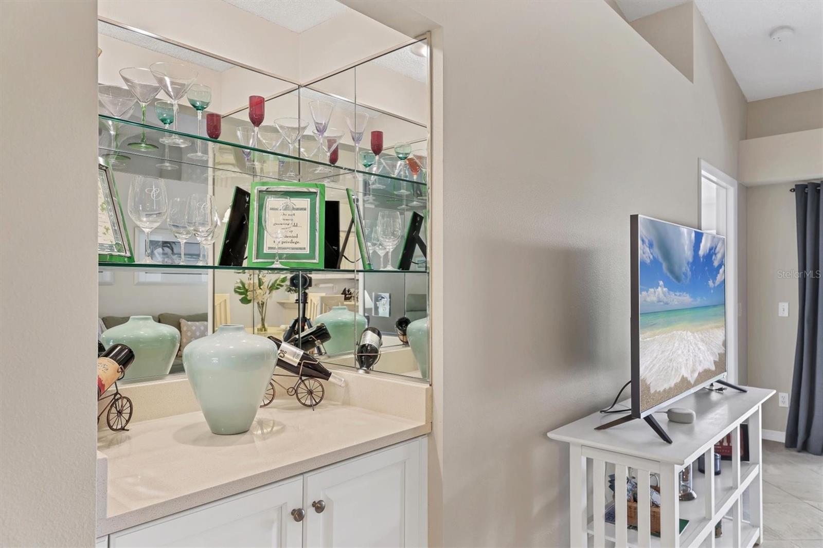 Image 8 of 66 For 8941 Veranda Way 523