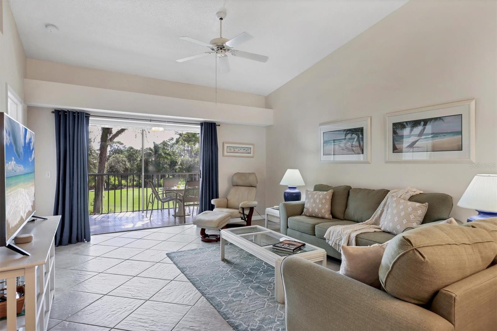 Image 9 of 66 For 8941 Veranda Way 523