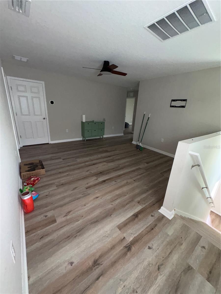 Image 19 of 25 For 11484 Brook Edge Avenue