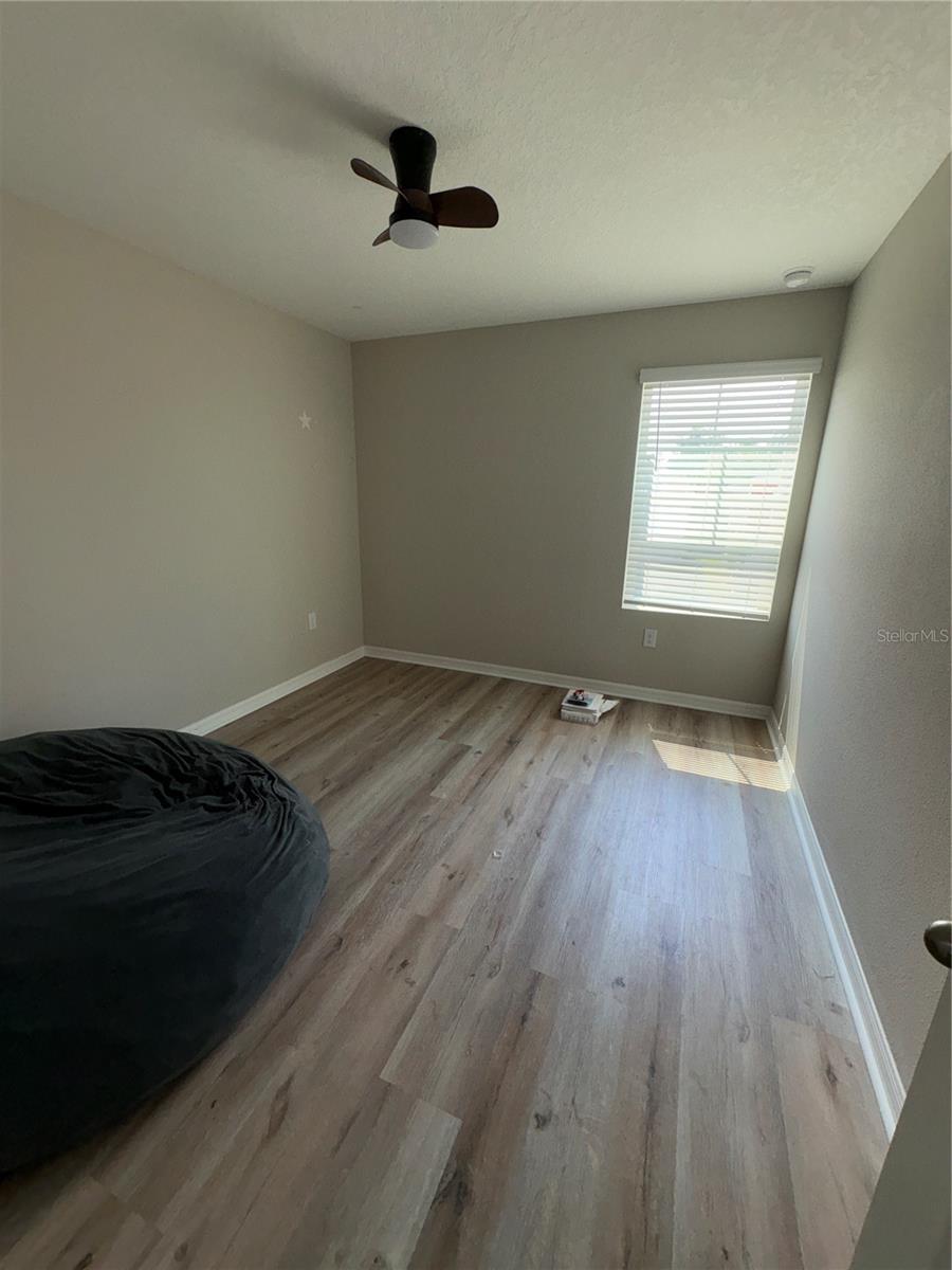 Image 21 of 25 For 11484 Brook Edge Avenue