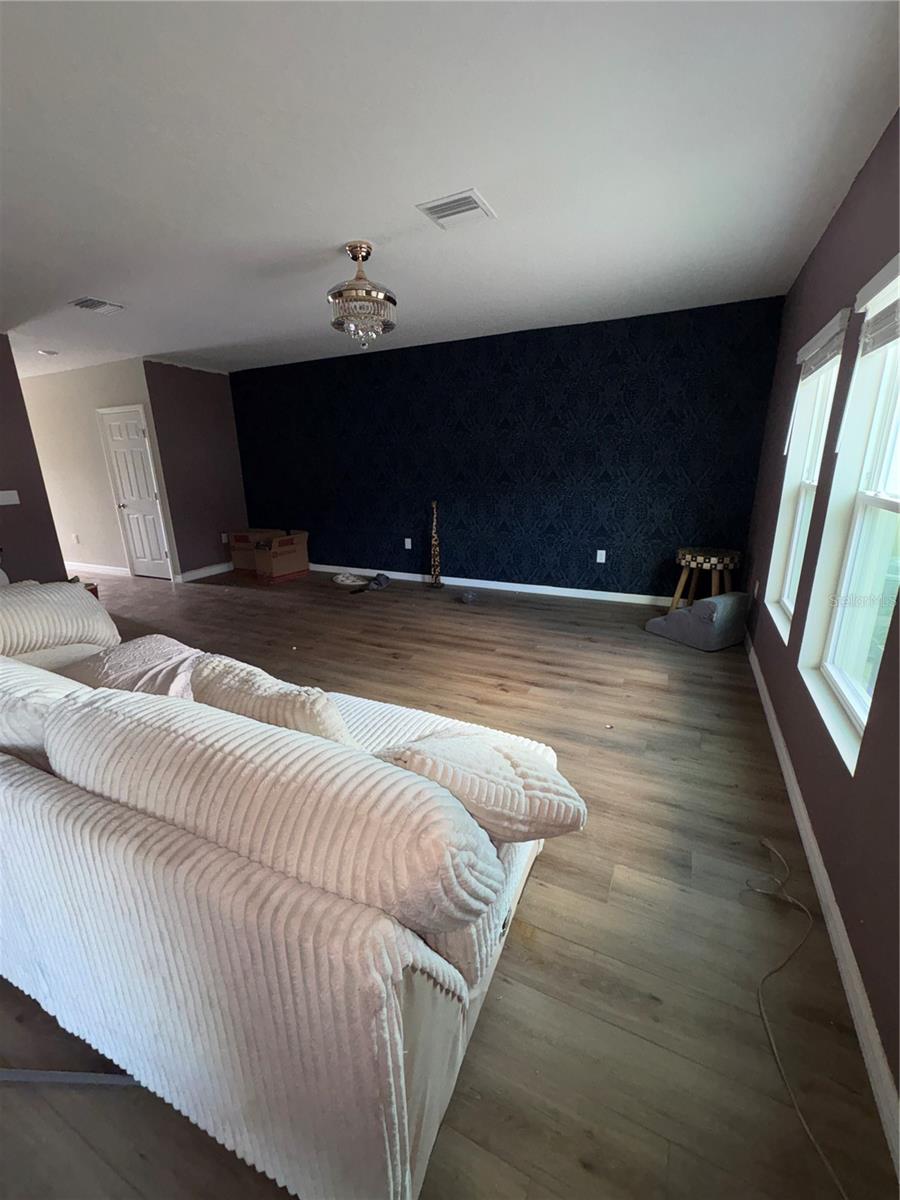 Image 6 of 25 For 11484 Brook Edge Avenue