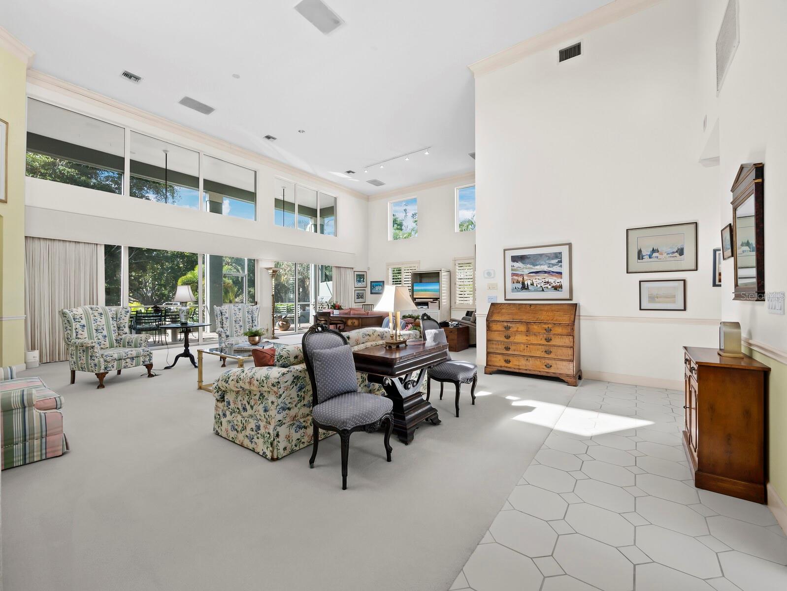 Image 6 of 55 For 3543 Mistletoe Lane