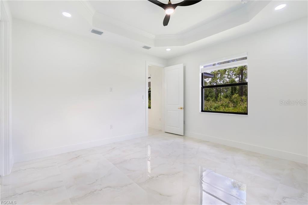 Image 11 of 23 For 1207 9th Street