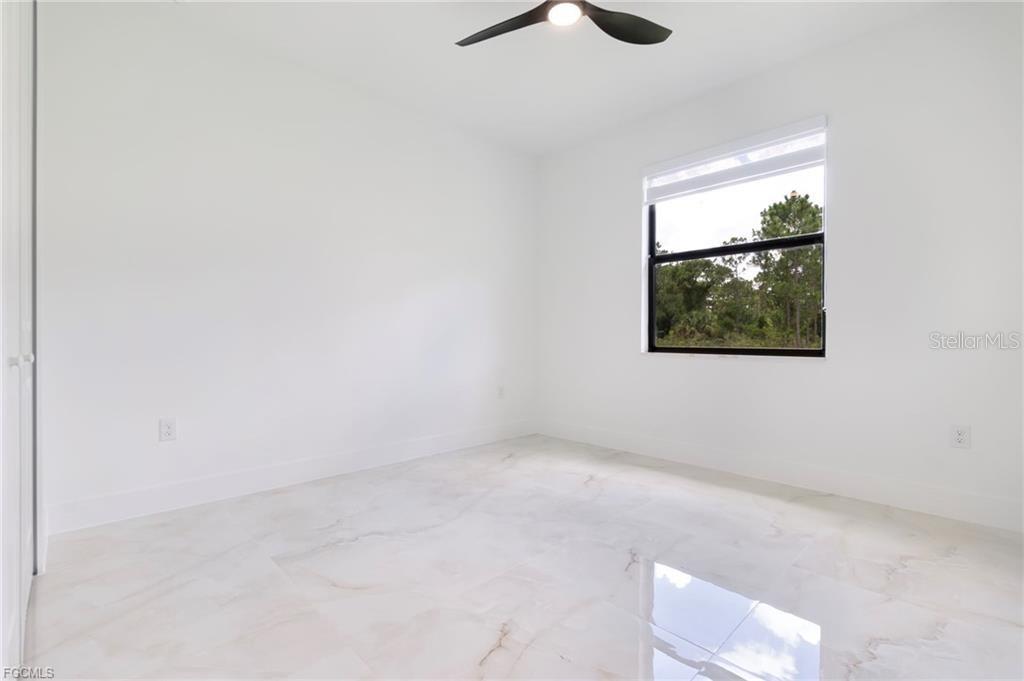 Image 12 of 23 For 1207 9th Street