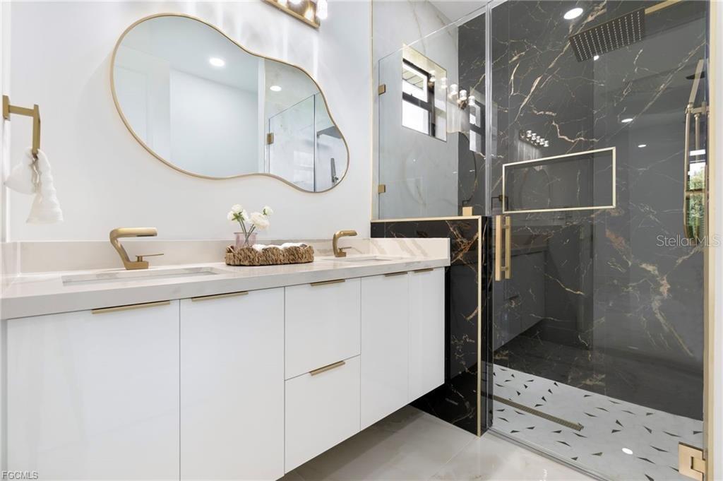 Image 16 of 23 For 1207 9th Street