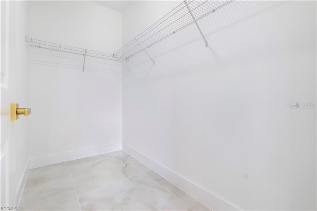 Image 17 of 23 For 1207 9th Street