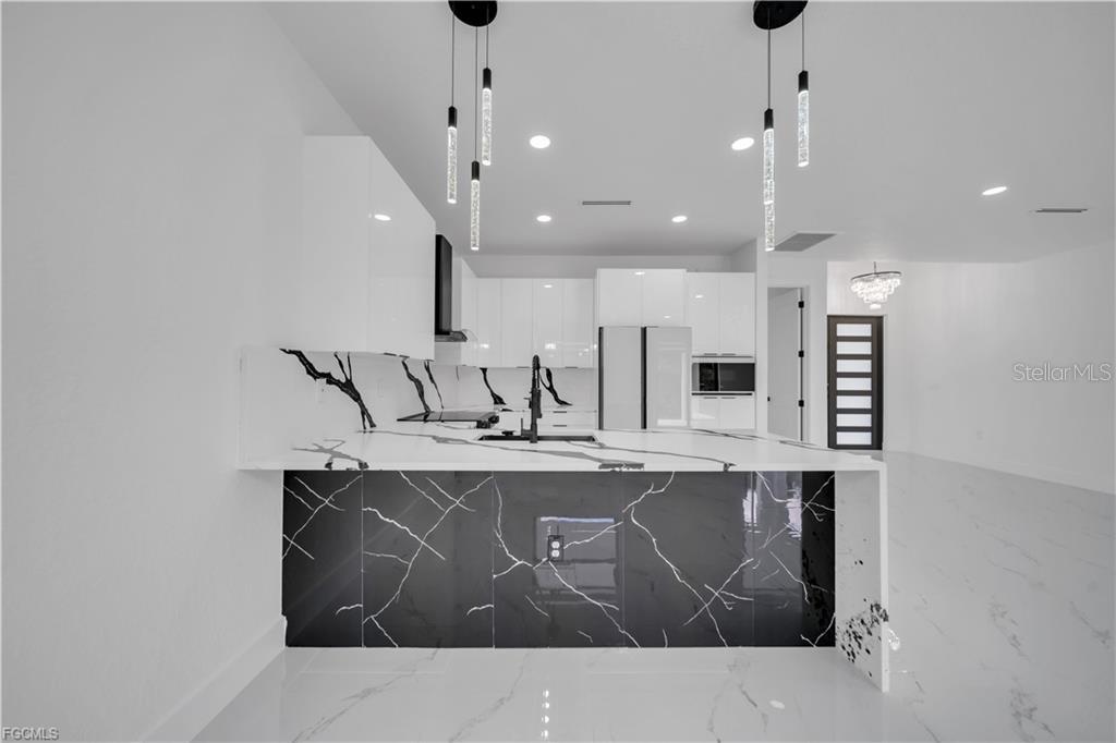 Image 14 of 42 For 2903 Beluga Street