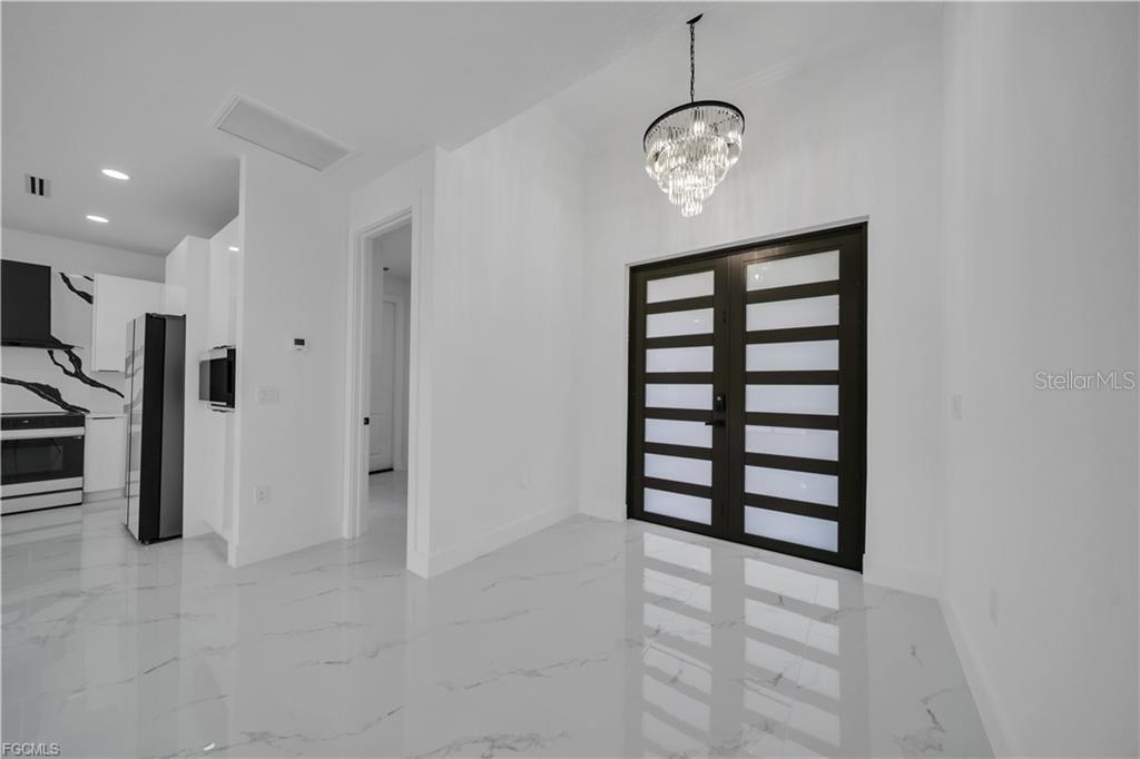 Image 17 of 42 For 2903 Beluga Street