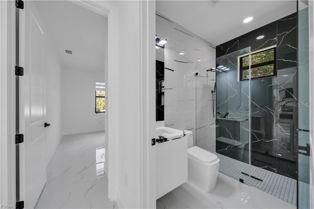 Image 21 of 42 For 2903 Beluga Street