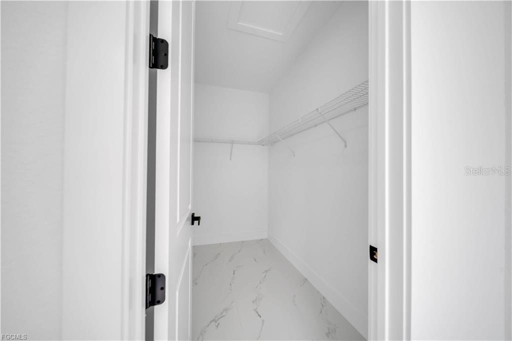 Image 26 of 42 For 2903 Beluga Street