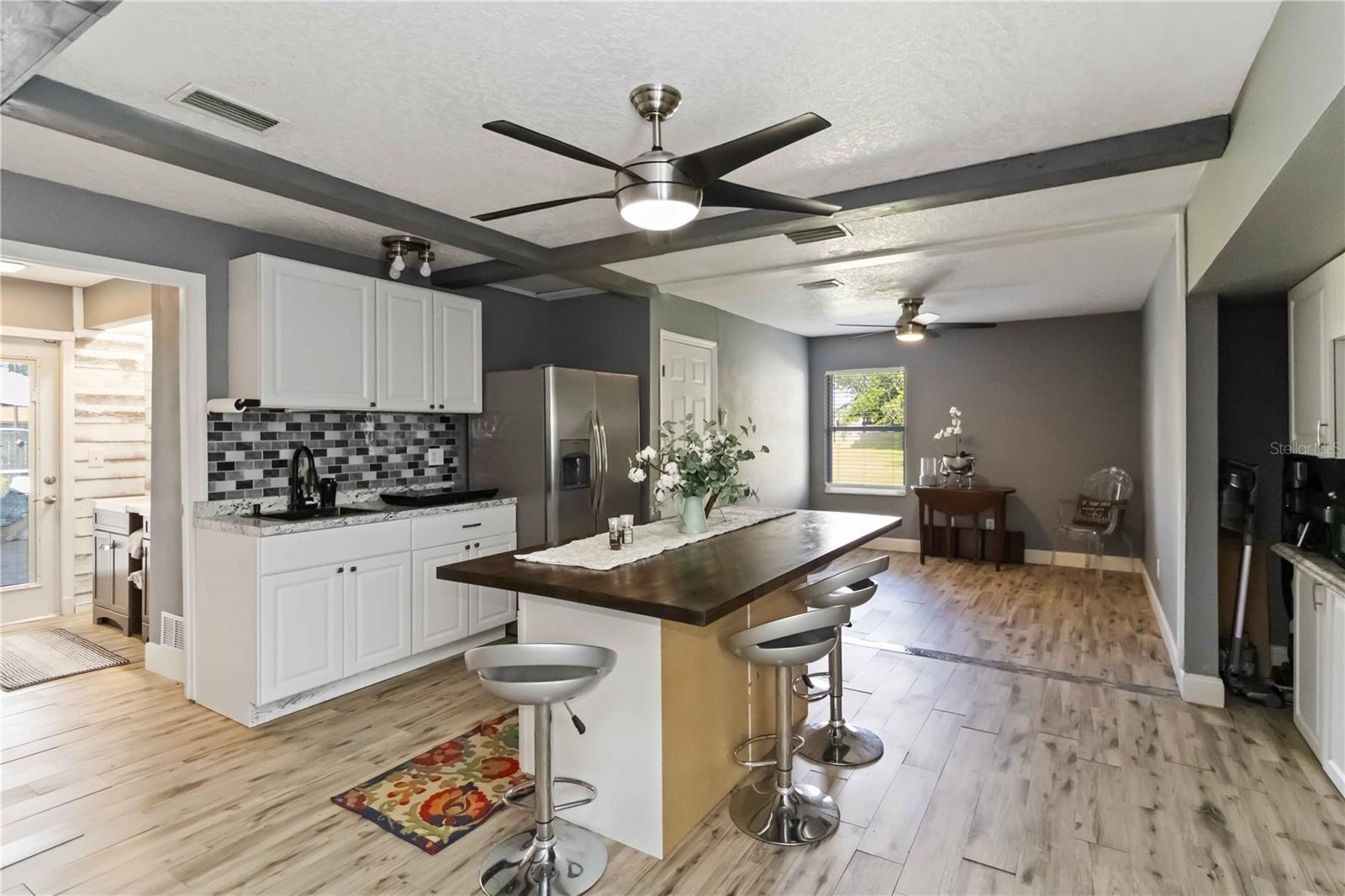 Image 22 of 70 For 4913 37th Street East