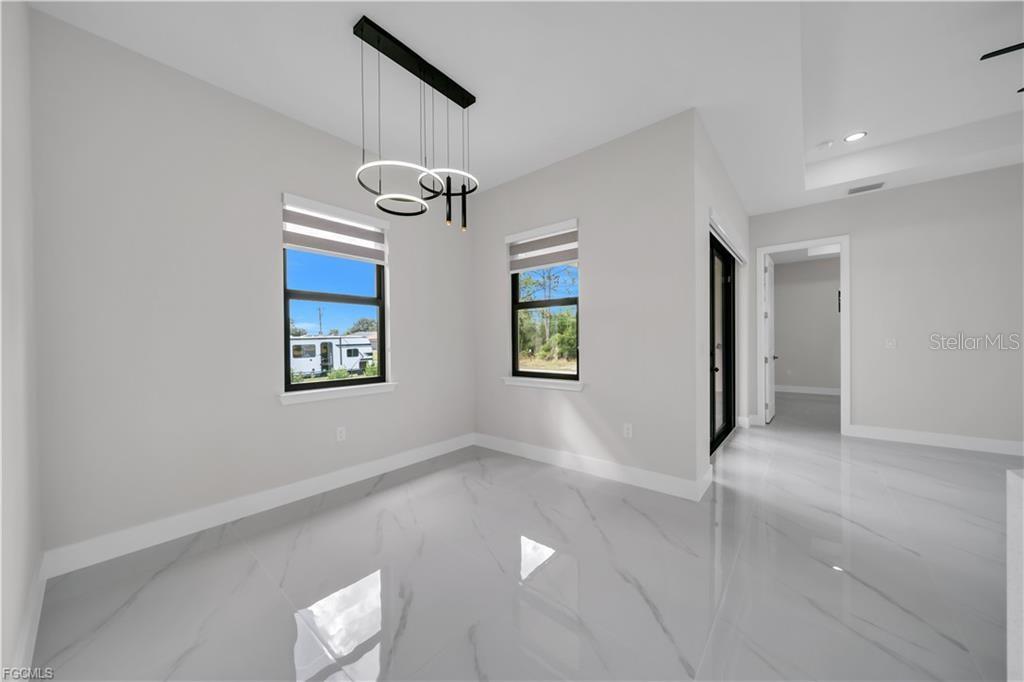 Image 16 of 44 For 2900 Bruce Avenue S