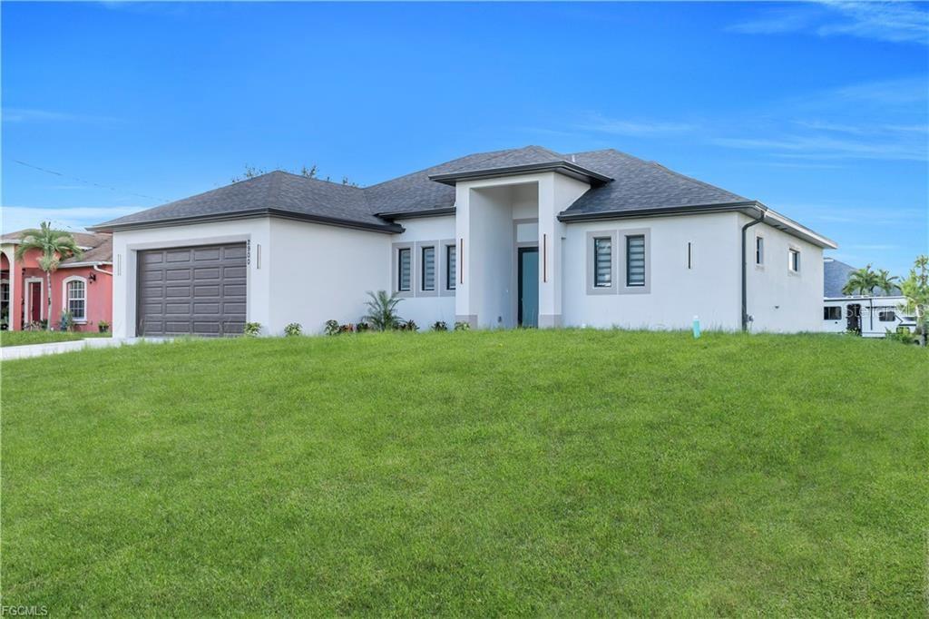 Image 2 of 44 For 2900 Bruce Avenue S