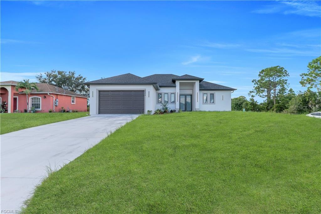 Image 4 of 44 For 2900 Bruce Avenue S