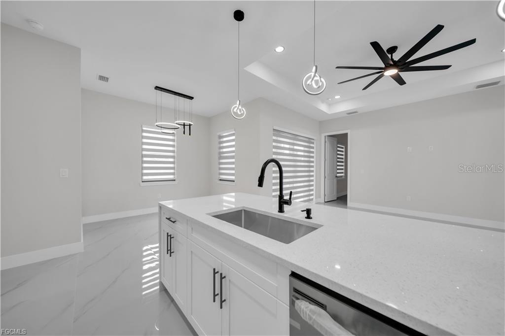 Image 7 of 44 For 2900 Bruce Avenue S