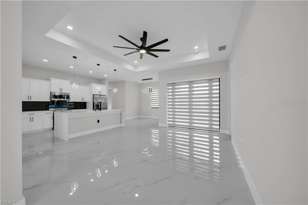 Image 8 of 44 For 2900 Bruce Avenue S