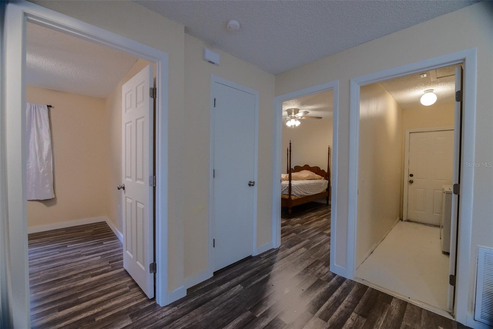 Image 20 of 42 For 4041 Annie Street