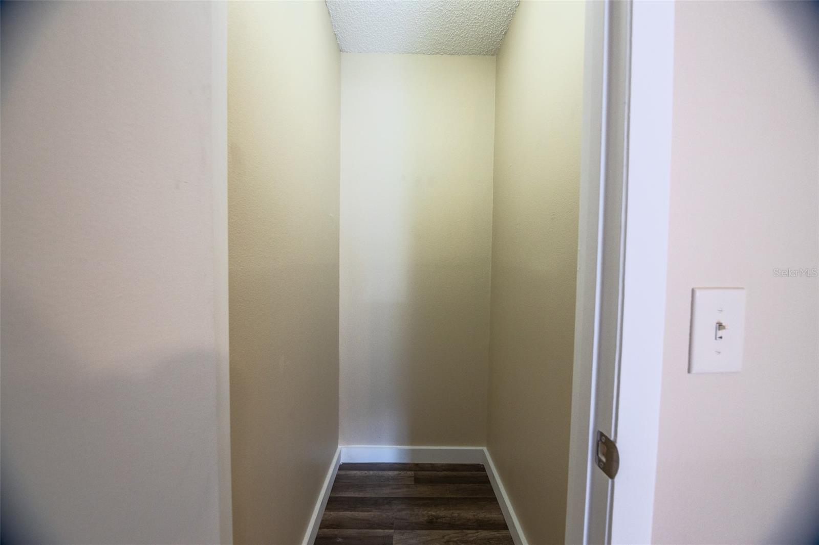 Image 32 of 42 For 4041 Annie Street