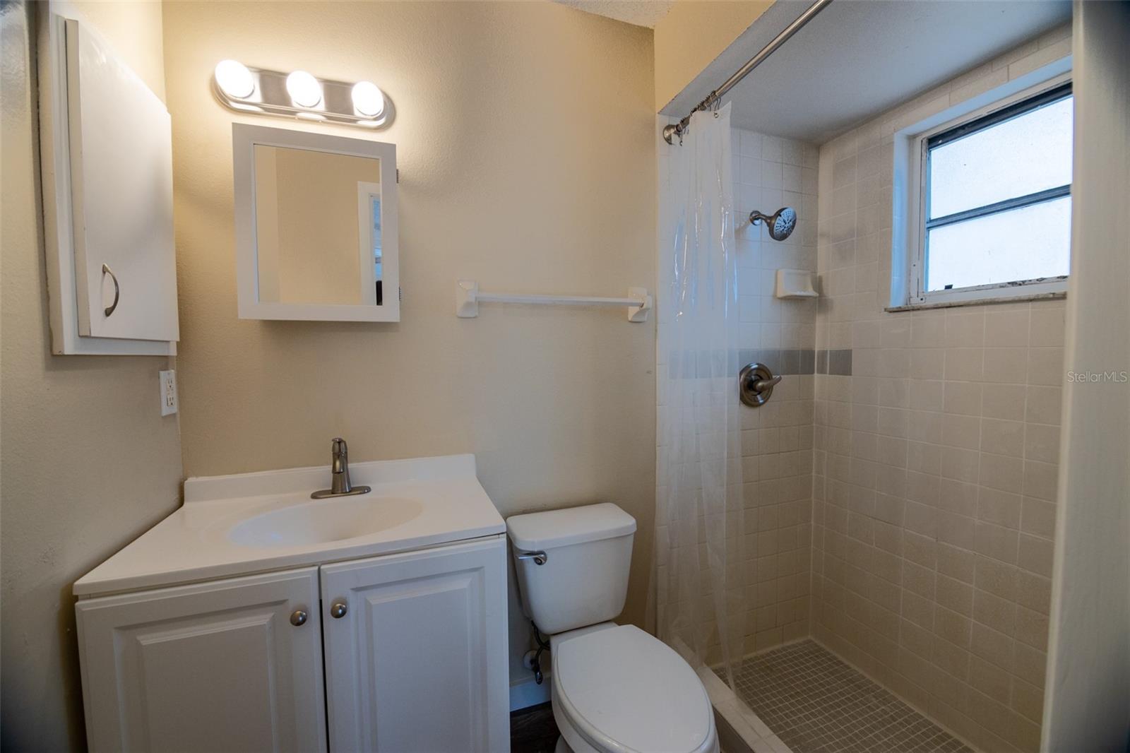 Image 34 of 42 For 4041 Annie Street