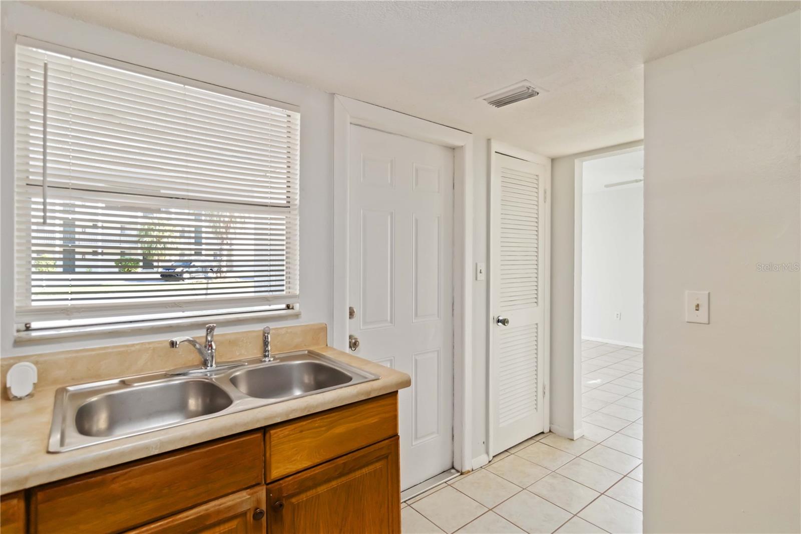 Image 17 of 39 For 2216 Flamingo Boulevard